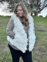 Crochet Kit - The Devereaux Vest thumbnail